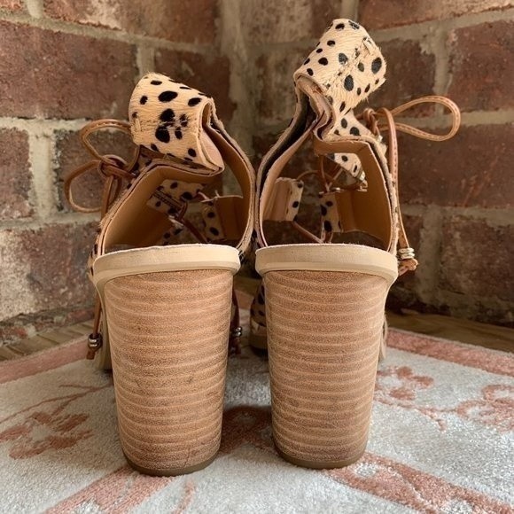 Dolce Vita Women's Shoes Leopard Print Calf Hair Luci Sandals Size 9 - Picture 8 of 9